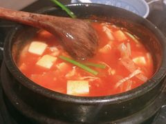 -山川小町·极番烧肉(新地假日广场店)