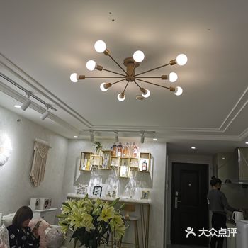 很棒的一家美甲店!老板娘又美又温柔,态度好好哦!美甲