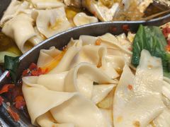 -阿瓦山寨·湘菜现炒·剁椒鱼头王(咸阳总店)