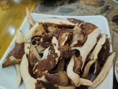 -乳仔牛牦牛汤锅 烤羊排(松潘古城店)
