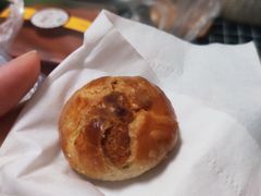 咸蛋黄肉松酥-纯心饼店(源溪店)