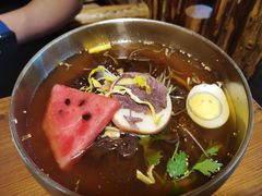 现压荞麦冷面-小木屋朝鲜族特色菜