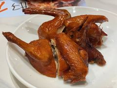 烤乳鸽-粤小馆(天安云谷店)