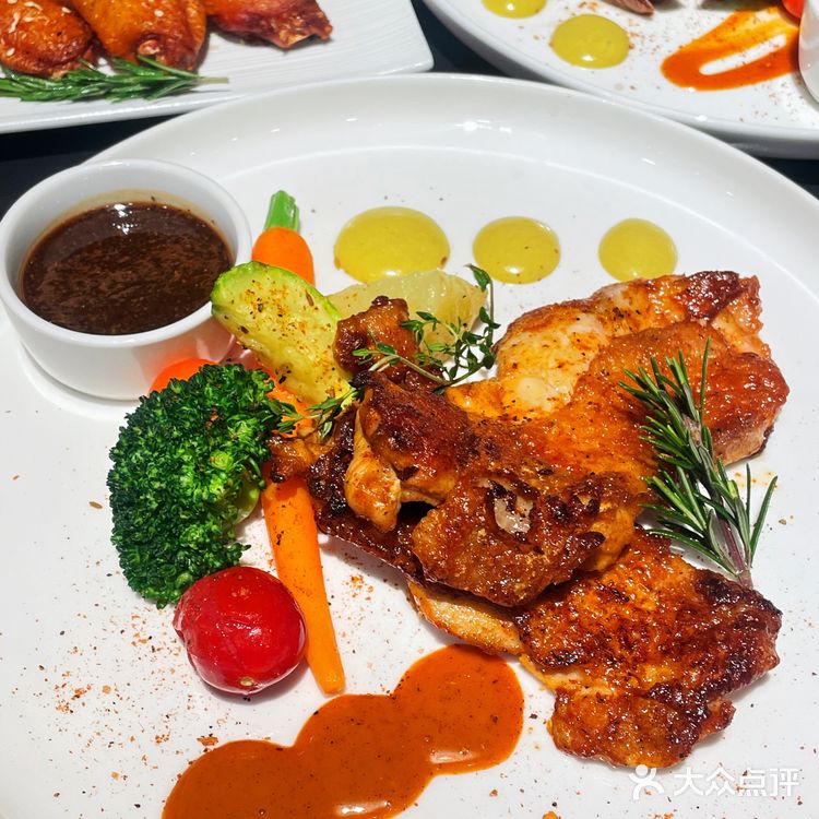 佛山｜世纪莲真太超前啦~🥳桌球西餐厅结合