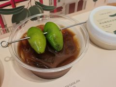 青橄榄气泡美式-Cafe on warm(丹霞店)