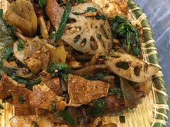 -金渝海鲜烧烤万州烤鱼店