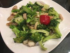 -刘胖子家常菜·蹄花焖藕(中南店)
