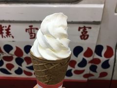香滑软雪糕-富豪雪糕车流动点(尖沙咀店)