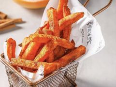 -北平花园·潮玩萌牙·北平咖啡(南锣鼓巷胡同店)