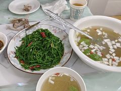 -苏莱特色牛骨滩羊手抓馆(长城东街总店)
