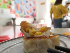玉米鲜肉煎饺-芬芳甜品(同福路店)