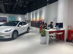 -TESLA 特斯拉(北京颐堤港体验店)