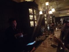 -LONG BAR 廊吧(外滩华尔道夫酒店)