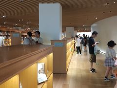-新华文创·光的空间
