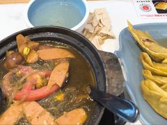 -老新隆牛肉锅贴(新街口店)