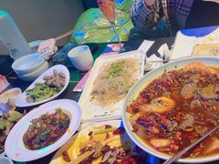 -粉墨特色菜·烧烤音乐酒馆