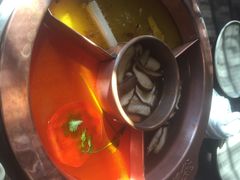 -滇釜火锅·能喝汤的火锅(车公庄店)