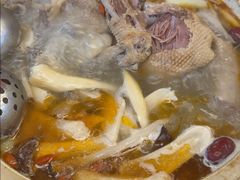 -土连锅·现熬养生汤锅(梁家巷店)