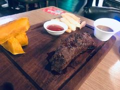 法式松子悬牛柳-5号公路餐厅(曼哈顿店)