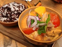 黄咖喱鸡肉粗粮饭-gaga(深圳京基KKMALL店)