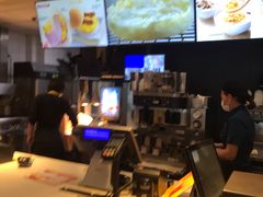 -麦当劳(七宝乐购店)