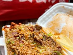 -老婆婆炒饭(小白楼1902欧式风情街店)