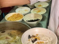 -文山荷鲜居(翠湖店)