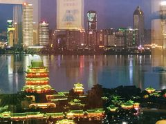 -东方豪景花园酒店·怡景旋转餐厅