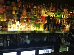 -UNI UNI(环亚凯瑟琳店)