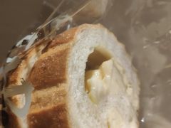 焦糖牛角酥-PAPER STONE BAKERY(天汇广场店)
