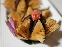 荷花酥-五号茶居·新派粤菜·岭南五号酒店(沿江中路店)