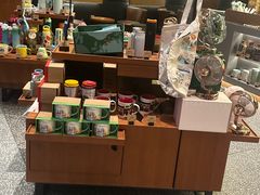 -星巴克臻选(上海虹桥新天地三店)