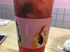 桃桃草莓手擂茶-果呀呀(国金街店)