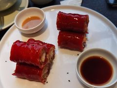 -蝴蝶里·粤菜·点心(滨江龙湖店)