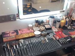 -ME觅妆·定制美妆·彩妆私教(菱角湖店)