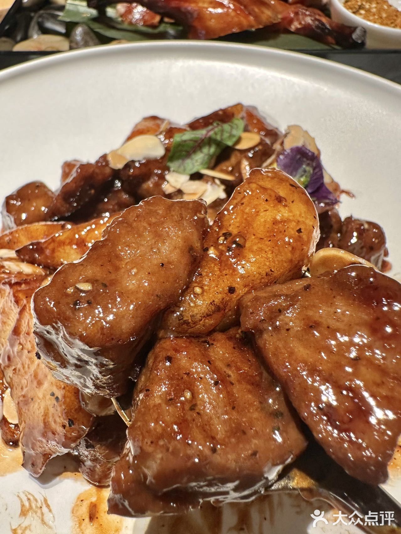淮扬腌笃鲜，好适合冬天呀！先喝一碗热乎乎的汤，很鲜美