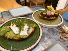 牛油果温泉蛋吐司-O'mills Sourdough Bakery&Bistro(永嘉路店)