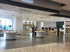 -华为授权体验店(中山公园来福士)