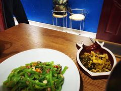 -聚鑫朋酸菜肥肠(文艺路口店)