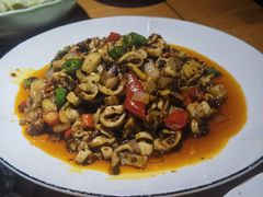 -大众跷脚牛肉馆·非遗传承单位(峨眉山店)