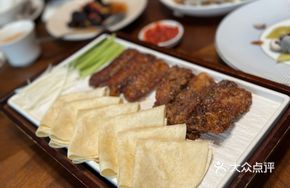 Secret Sauce Crispy Pork with Thin Pancakes