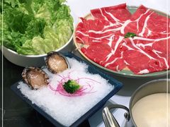 -红鼎豆捞·非遗鲍皇汤火锅(宝丰路店)