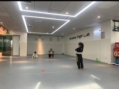 -EFL巴西柔术·综合格斗·泰拳·少儿体能训练(虹桥德必馆)