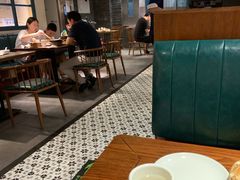 大堂-南拳十三姨·潮汕砂锅粥(世纪金源店)