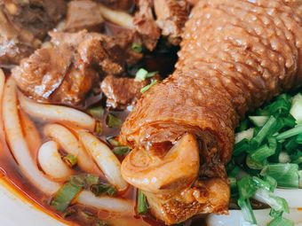 髙镇石燕菊辣鸡粉面