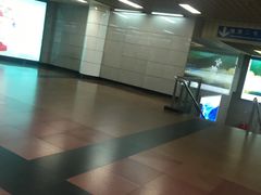 -公园前(地铁站)