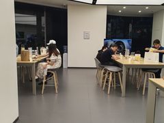 -华为授权体验店(中山公园来福士)