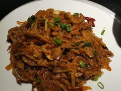 酸菜月牙骨-梧桐树下(云锦世家店)