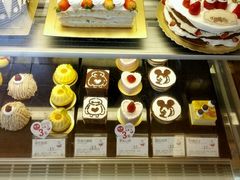 -米熊蛋糕店(天虹商场西丽店)