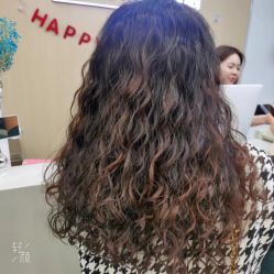-首脑美发沙龙